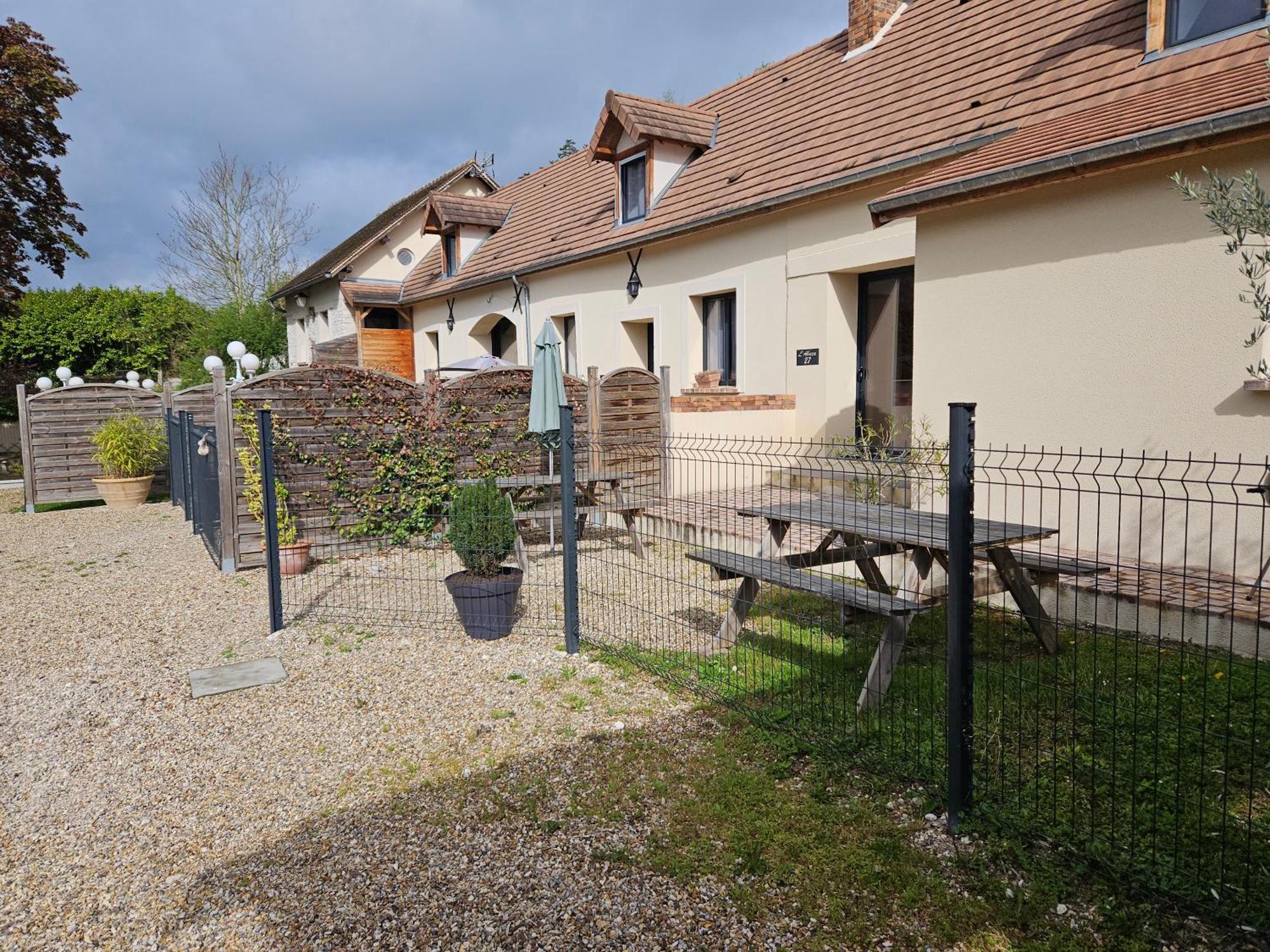 L'Abaca 27 Villa Sainte-Genevieve-les-Gasny Exteriör bild